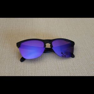 Oakley Frogskins Lite Sunglasses OO9374-3163 Matte Black | Prizm Violet Lens